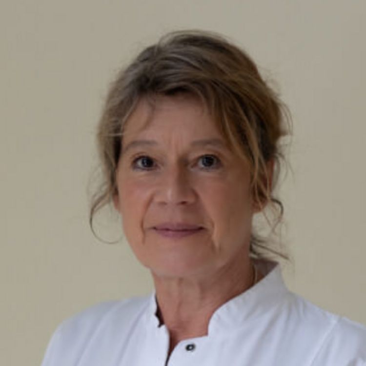 Dr. med. Gabriele Karanis