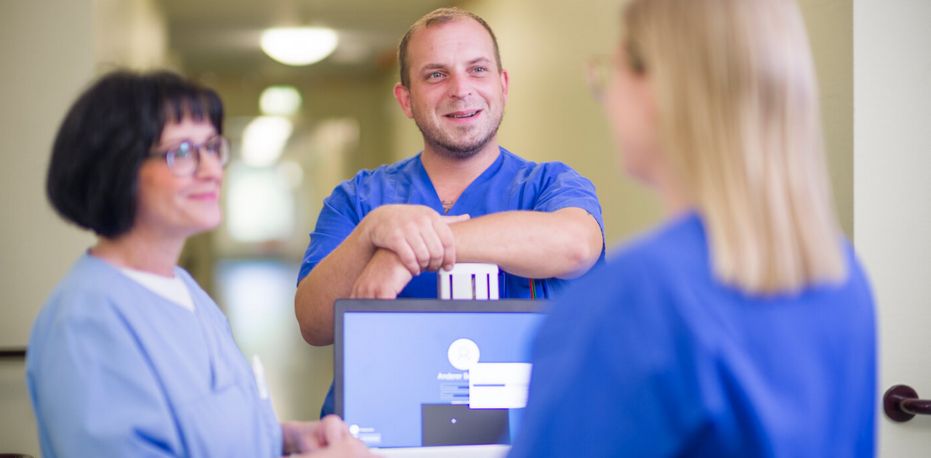 Pflegekräfte tauschen sich aus